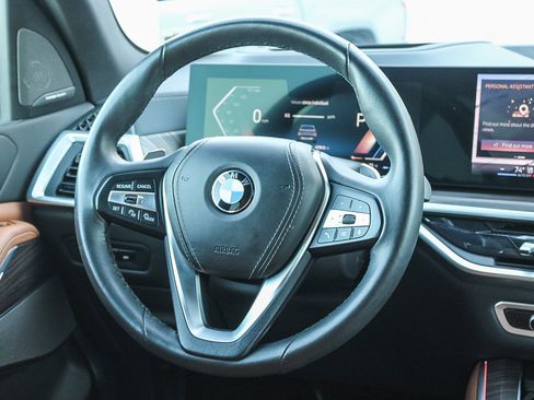 Used 2024 BMW X5 sDrive40i w/ Parking Assistance Package image 16