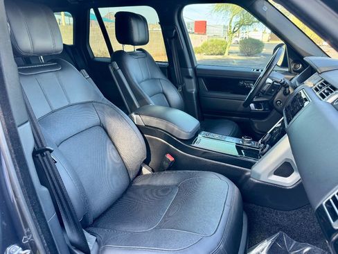 Used 2019 Land Rover Range Rover Supercharged AWD/4WD image 12
