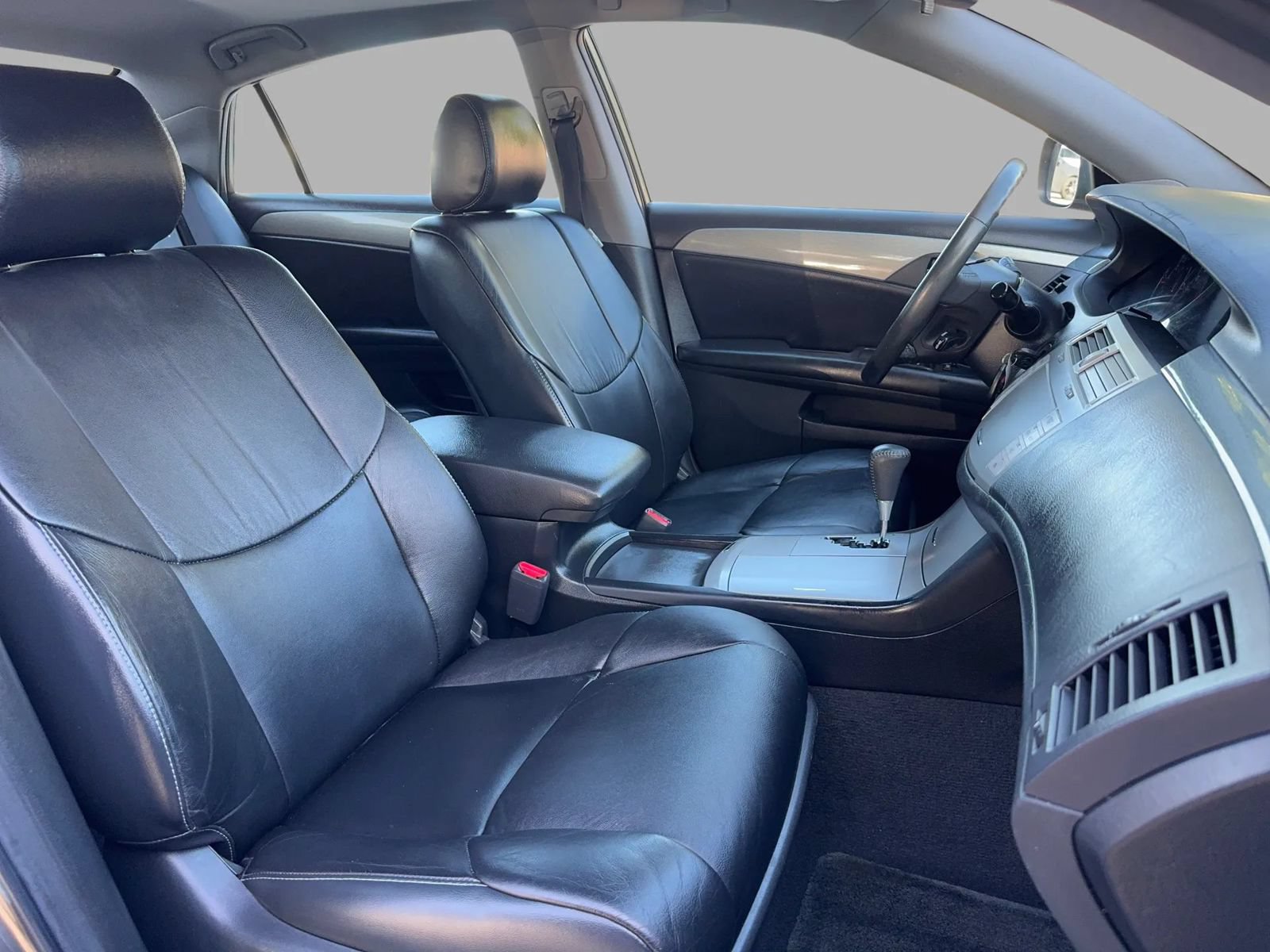 Used 2005 Toyota Avalon Touring FWD image 44