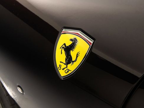 Certified 2024 Ferrari Roma Spider RWD image 31