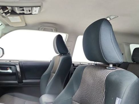 Used 2022 Toyota 4Runner TRD Off-Road image 32