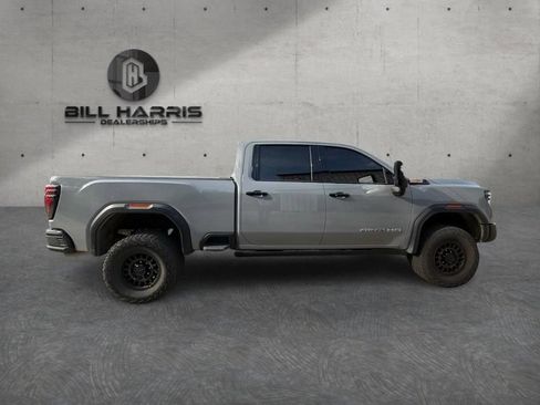 Used 2024 GMC Sierra 2500 AT4X w/ AT4X AEV Edition AWD/4WD image 9