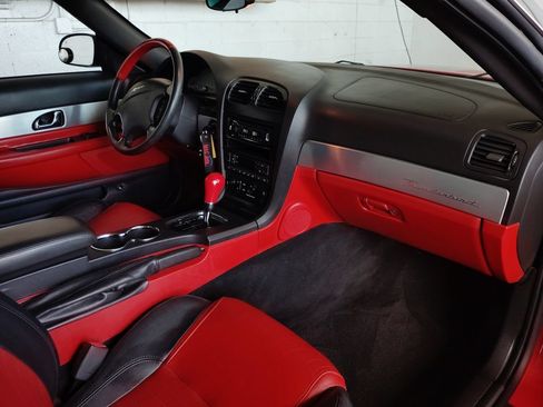Used 2002 Ford Thunderbird RWD image 12