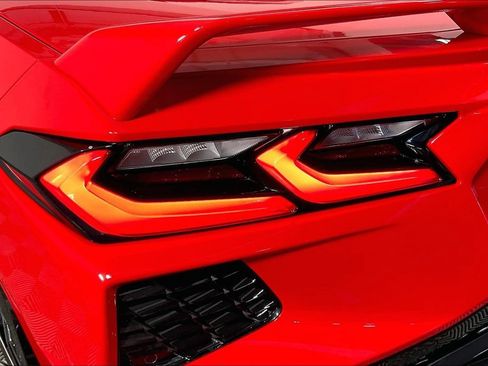 Used 2023 Chevrolet Corvette Stingray Premium Conv w/ Z51 Performance Package RWD image 34