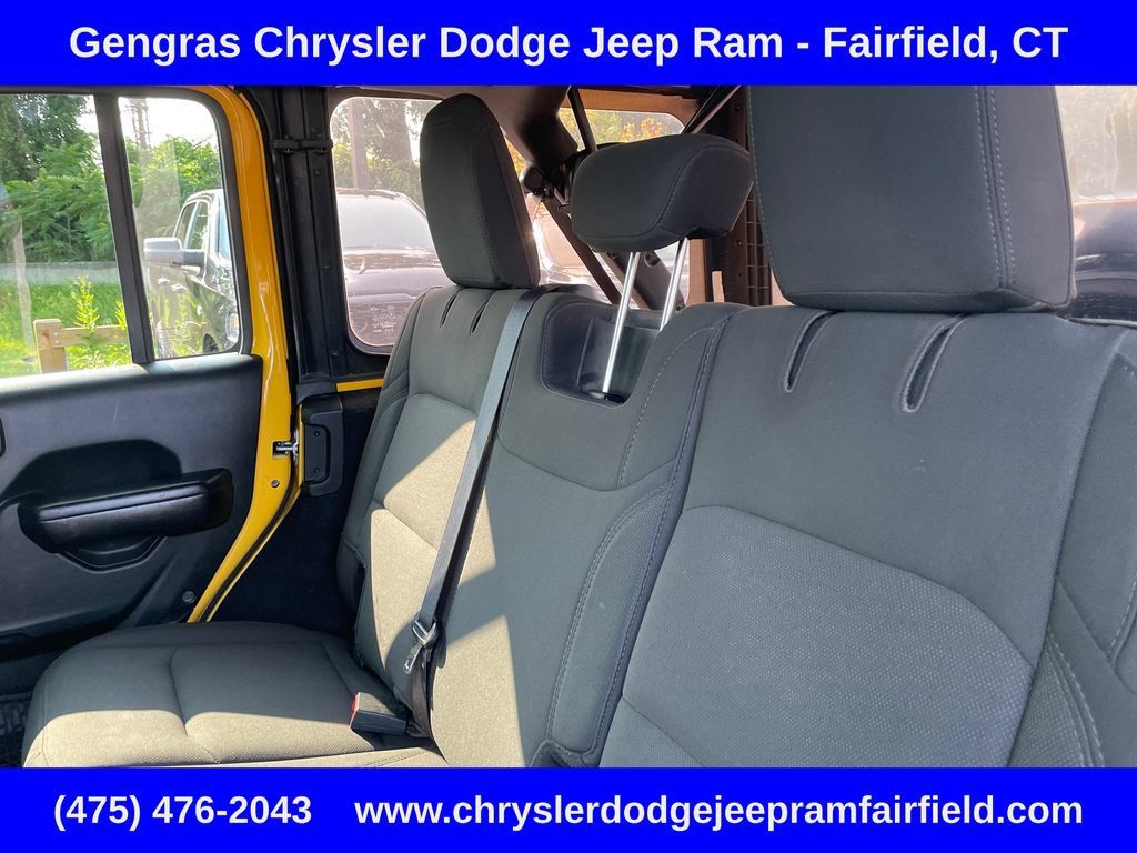 Used 2019 Jeep Wrangler Unlimited Sport S AWD/4WD image 36