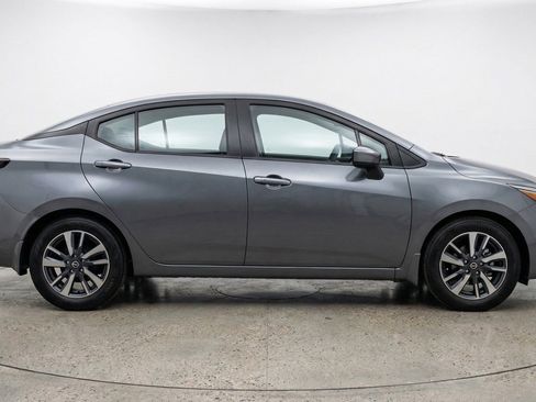 Used 2025 Nissan Versa SV FWD image 11
