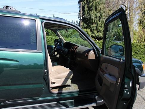 Used 2000 Toyota 4Runner SR5 image 14
