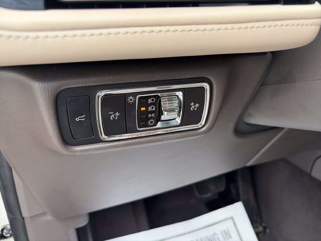 Used 2023 Lincoln Aviator Reserve w/ Equipment Group 201A AWD/4WD image 18