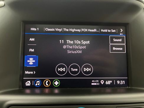 Used 2022 GMC Terrain SLE w/ Driver Convenience Package image 7