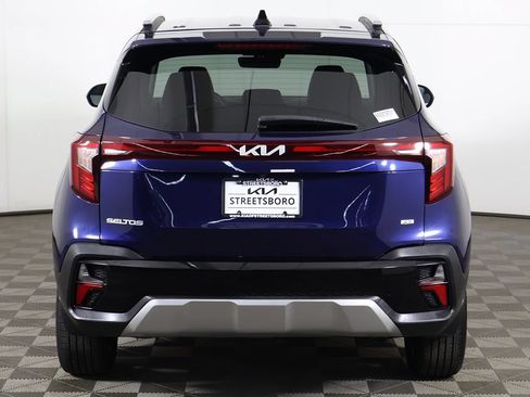 Used 2024 Kia Seltos EX AWD/4WD image 13