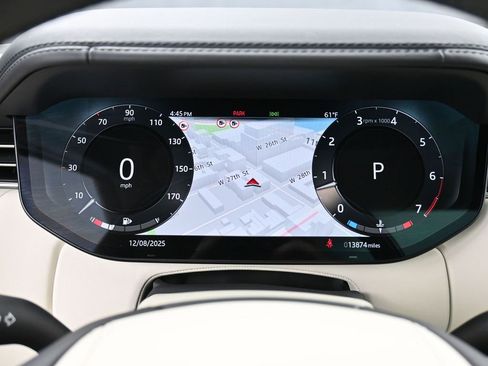 Used 2023 Land Rover Range Rover Autobiography image 21