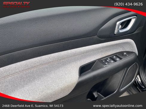 Used 2022 Jeep Compass Latitude AWD/4WD image 31