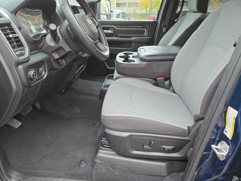 Used 2024 RAM 2500 Big Horn w/ Bed Utility Group image 18