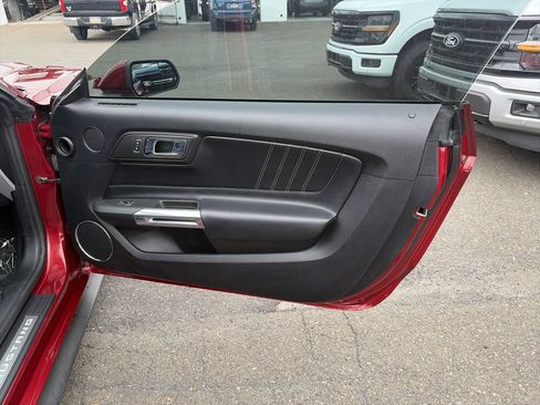 Used 2016 Ford Mustang GT Premium RWD image 12