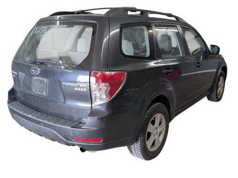 Used 2011 Subaru Forester 2.5X w/ Alloy Wheel Value Pkg AWD/4WD image 5
