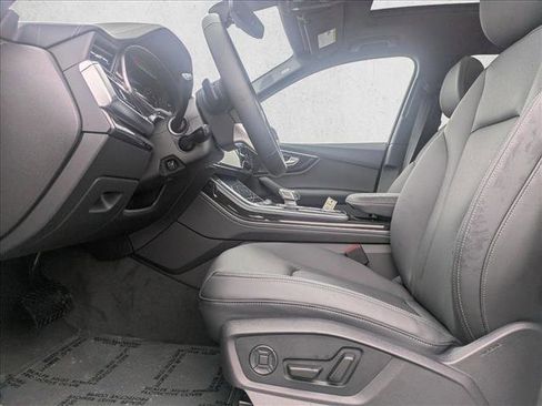 New 2026 Audi Q7 3.0T Premium Plus AWD/4WD image 4