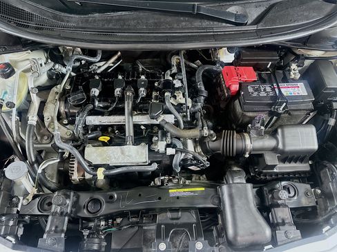 Used 2024 Nissan Versa S w/ Trunk Package FWD image 30