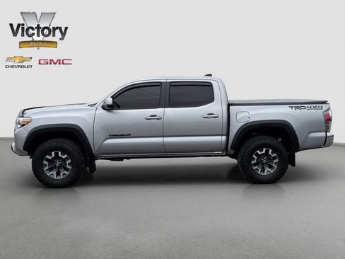 Used 2020 Toyota Tacoma TRD Off-Road AWD/4WD image 3
