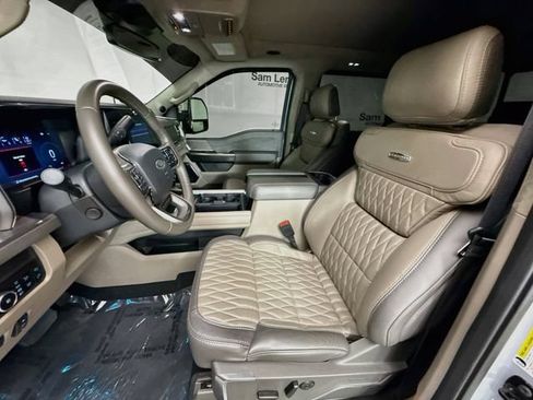 Used 2026 Ford F450 Platinum w/ Platinum Plus Package AWD/4WD image 22