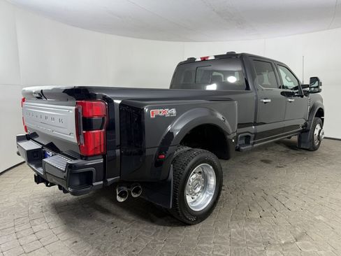 Certified 2024 Ford F450 Platinum w/ FX4 Off-Road Package AWD/4WD image 7