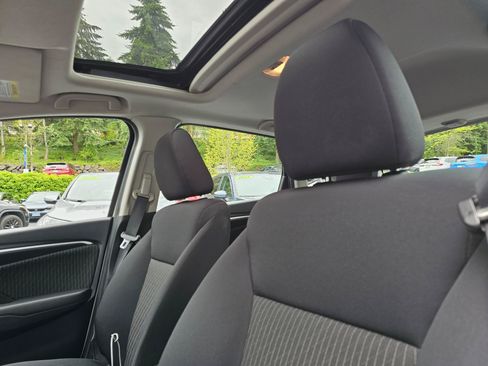 Used 2018 Honda Fit EX image 24