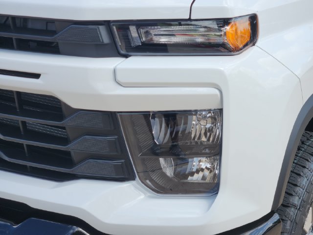New 2026 Chevrolet Silverado 2500 Custom w/ Custom Value Package AWD/4WD image 17