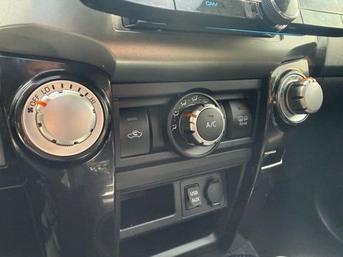 Used 2017 Toyota 4Runner TRD Off-Road Premium image 24