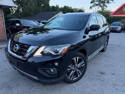 Used 2017 Nissan Pathfinder SL