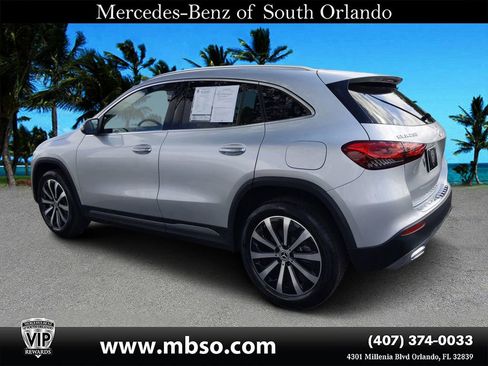 Certified 2021 Mercedes-Benz GLA 250 4MATIC image 4