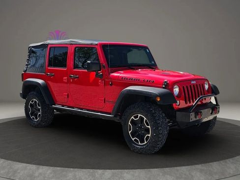 Used 2015 Jeep Wrangler Unlimited Rubicon image 9