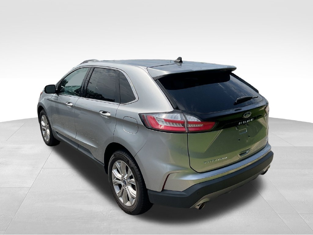 Used 2022 Ford Edge Titanium AWD/4WD image 7
