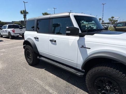 Used 2024 Ford Bronco Wildtrak AWD/4WD image 7