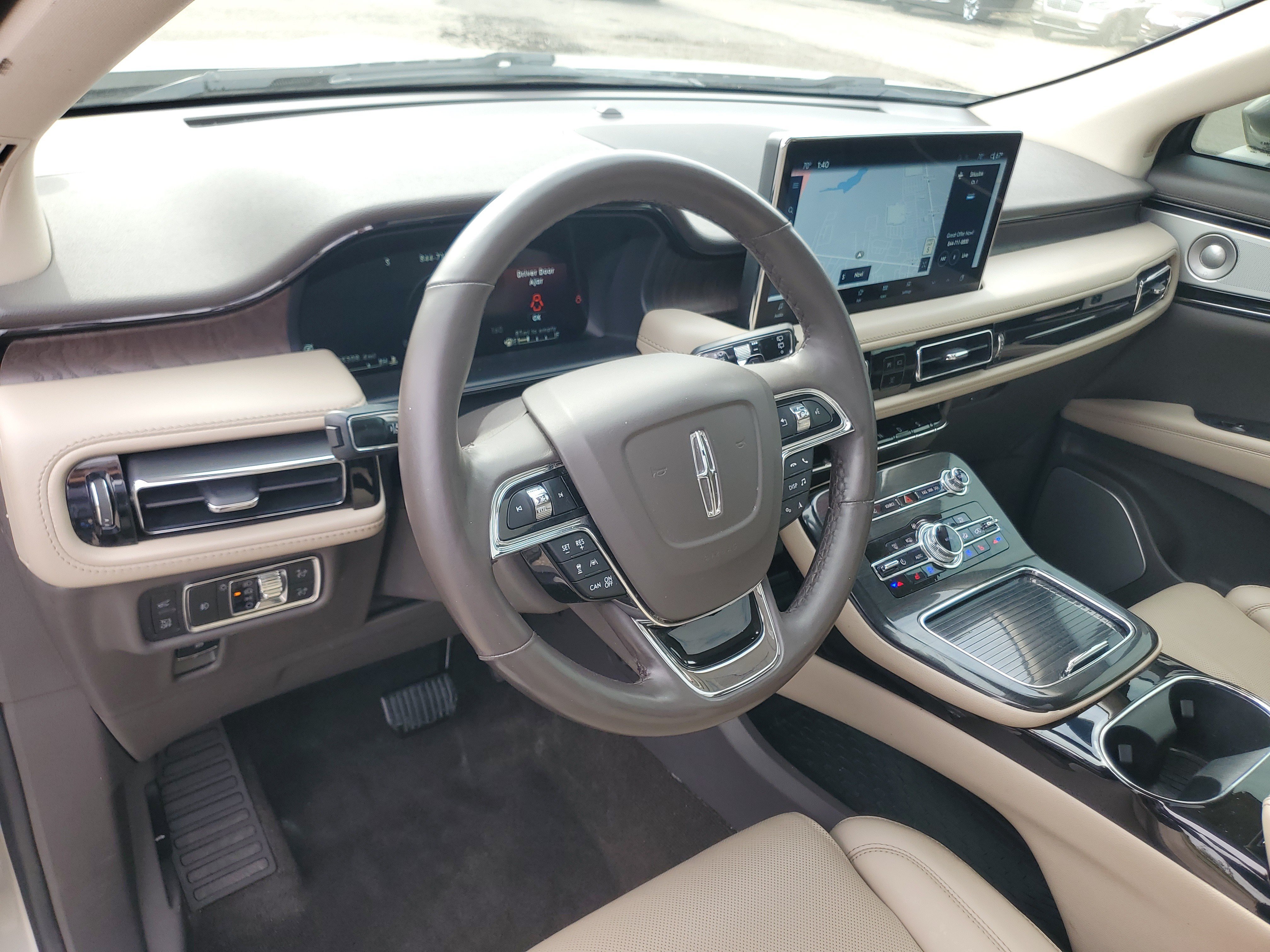 Used 2023 Lincoln Nautilus Reserve w/ Equipment Group 202A AWD/4WD image 13