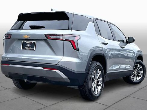 Used 2025 Chevrolet Equinox LT image 12