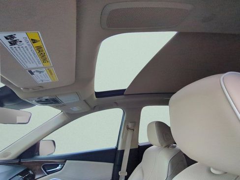 Certified 2024 Acura RDX SH-AWD w/ Advance Package image 19