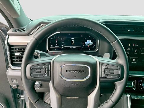 Used 2025 GMC Sierra 1500 Denali w/ Denali Reserve Package AWD/4WD image 15