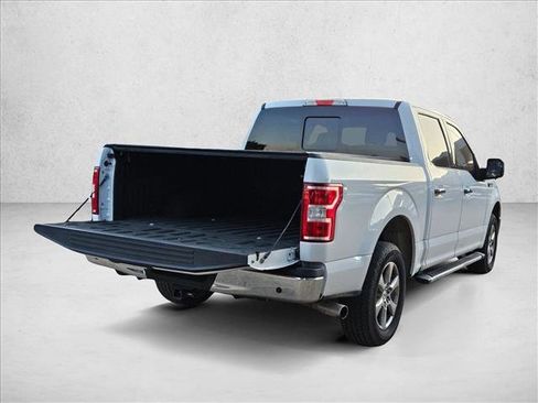 Used 2018 Ford F150 XLT w/ Equipment Group 302A Luxury image 5