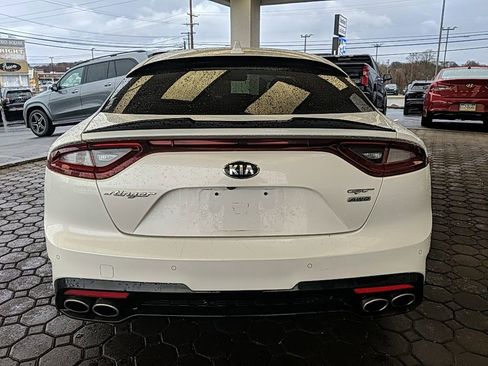 Used 2018 Kia Stinger GT2 image 6
