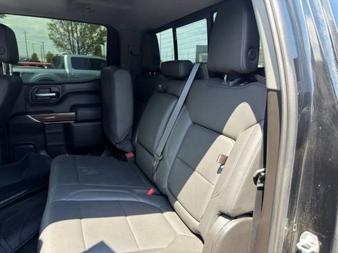Used 2021 Chevrolet Silverado 1500 RST w/ Convenience Package II AWD/4WD image 9
