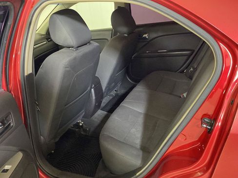 Used 2011 Ford Fusion SEL FWD image 22