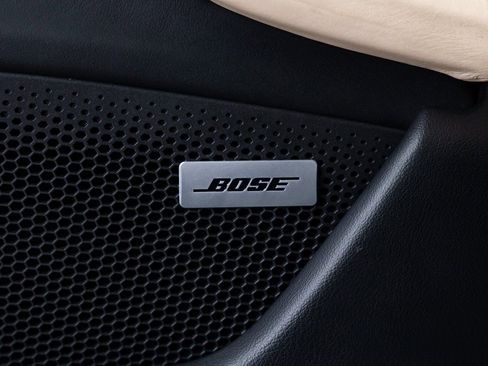 Used 2020 Porsche Taycan Turbo image 15