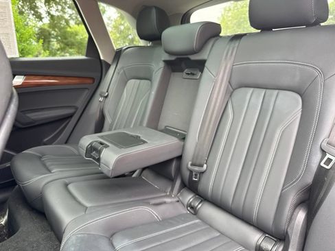 Used 2023 Audi Q5 2.0T Premium Plus w/ Premium Plus Package AWD/4WD image 20