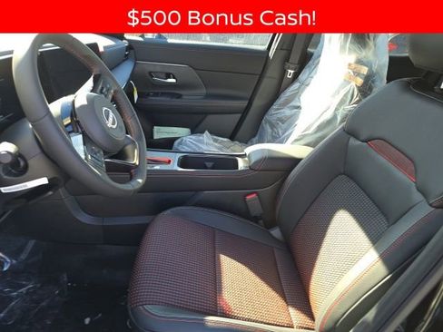 New 2026 Nissan Kicks SR w/ Cold Weather Package image 4