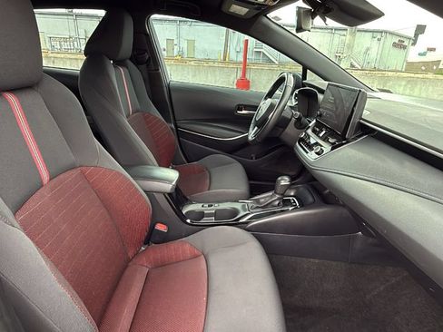 Used 2023 Toyota Corolla SE FWD image 31