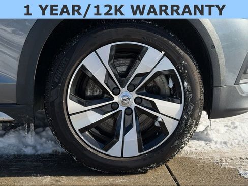 Used 2021 Volvo V60 T5 Cross Country image 9