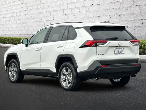 Used 2025 Toyota RAV4 XLE image 6