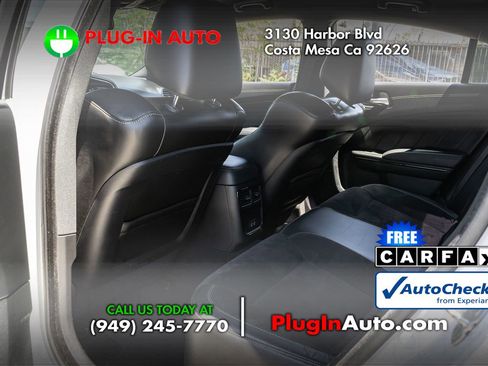 Used 2023 Dodge Charger Scat Pack RWD image 10