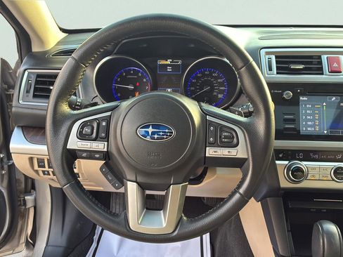 Used 2017 Subaru Outback 3.6R Limited image 17