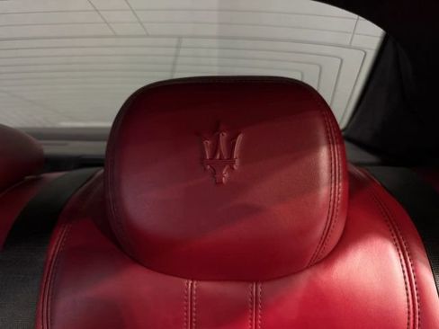 Used 2022 Maserati Ghibli Modena RWD image 39