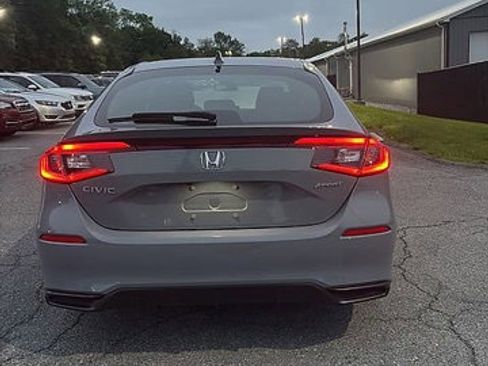 Used 2024 Honda Civic Sport image 6